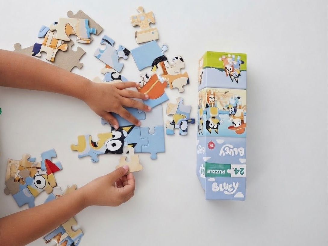 Bluey Beach Day 24-Piece Puzzle